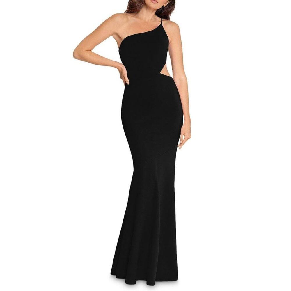 NWT MSRP $248 Aqua Women's Black Crepe One Shoulder Cut Out Gown Dress Size 8